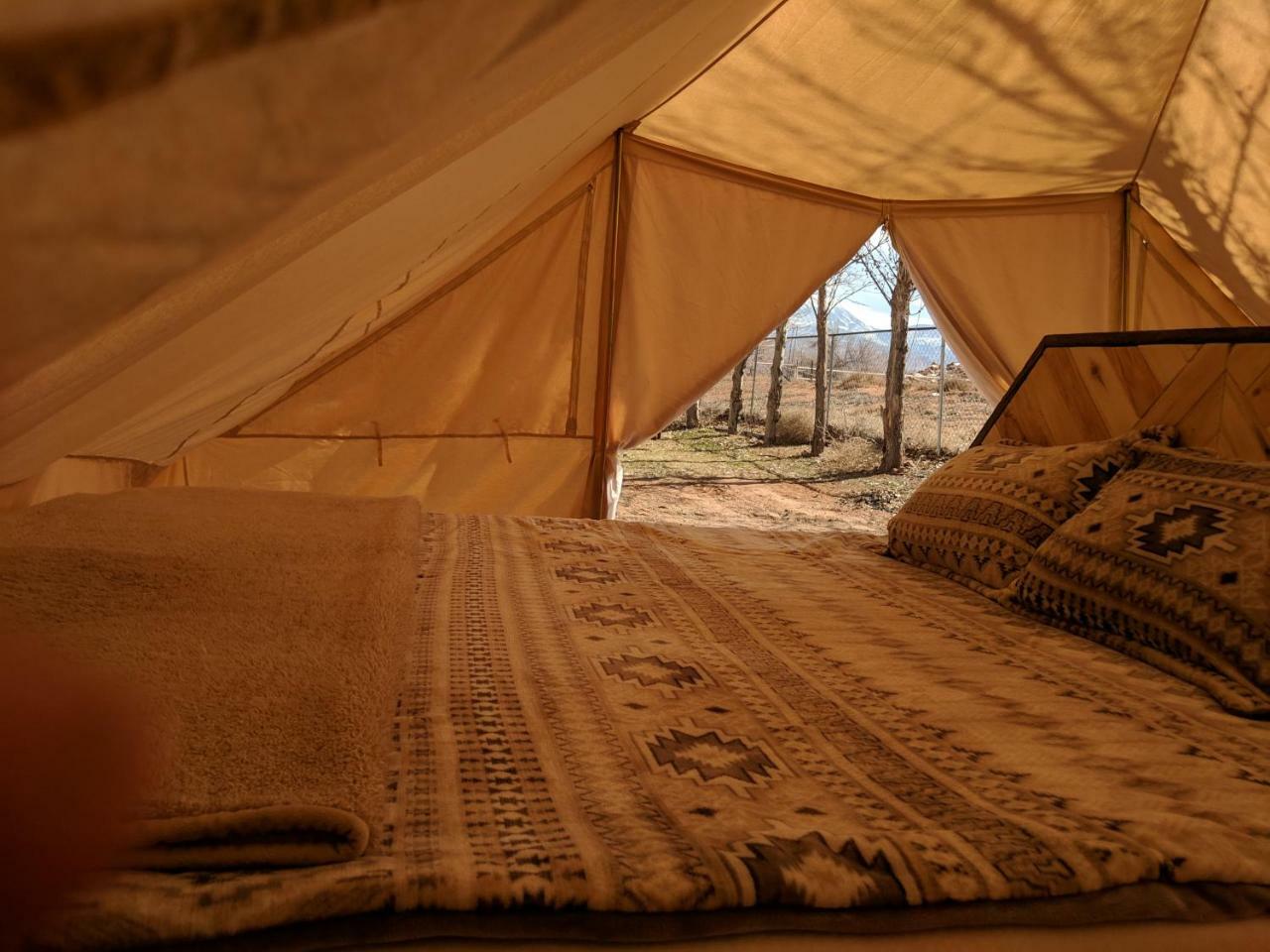 FunStays Glamping Setup Tent in RV Park #6 OK-T6 Moab Eksteriør billede